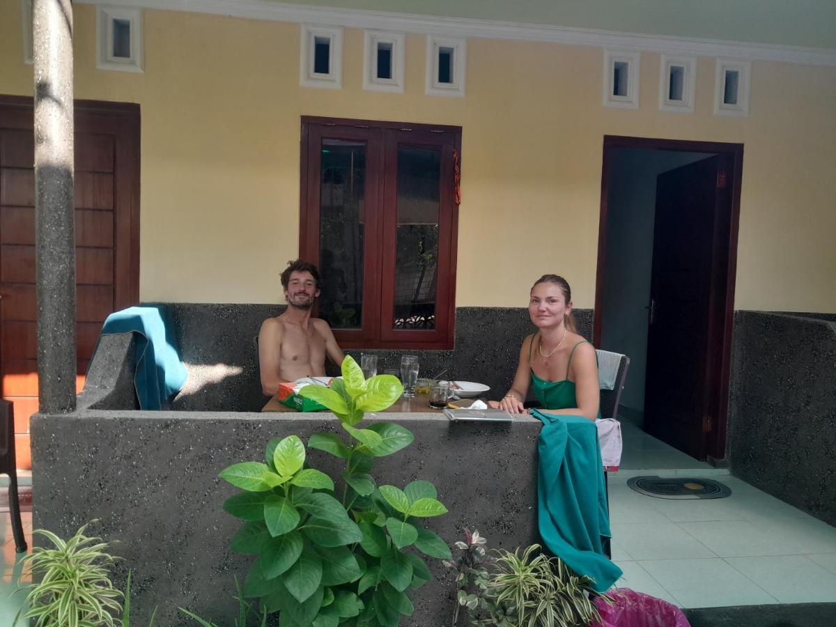 Mango Homestay Sekotong Exterior photo